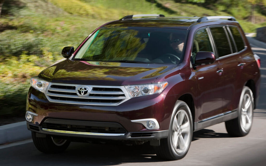 Toyota Highlander Hybrid - 2016